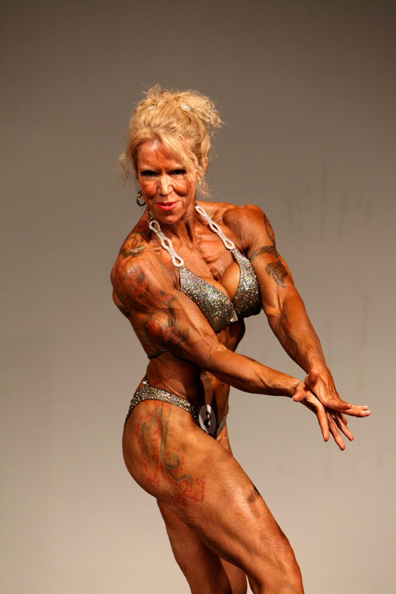 kezzylizzy's tweet photo. Atlas II Show, Women's Physique. 😚💪🏼 http://t.co/wG6EZtzzWK