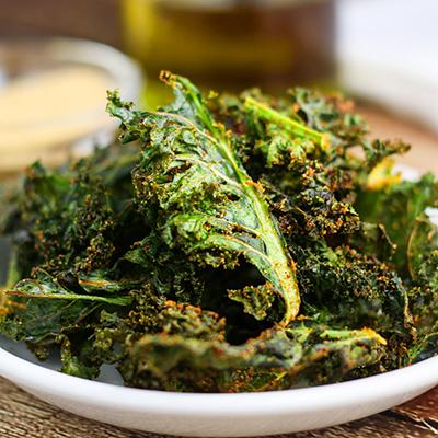 EverydayHealth's tweet photo. Craving Doritos? Bake up a batch of these “Cheesy” Kale Chips from @platingspairing instead! http://t.co/89biHH2VHH http://t.co/lZcAKx88tT