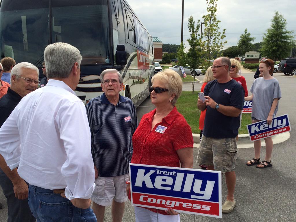 Phil Bryant tweet media
