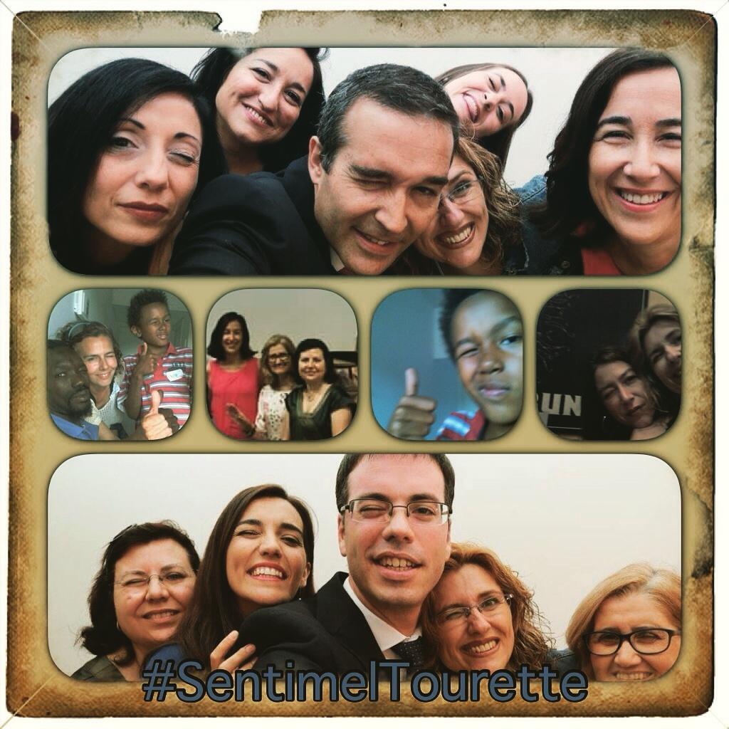 Acovastta's tweet photo. Bonitos #TSelfie #ETSA15 #SentimelTourette @semfyc @uchceu @TSfocus @ValenciaNews_es http://t.co/JzzjUHfpVS