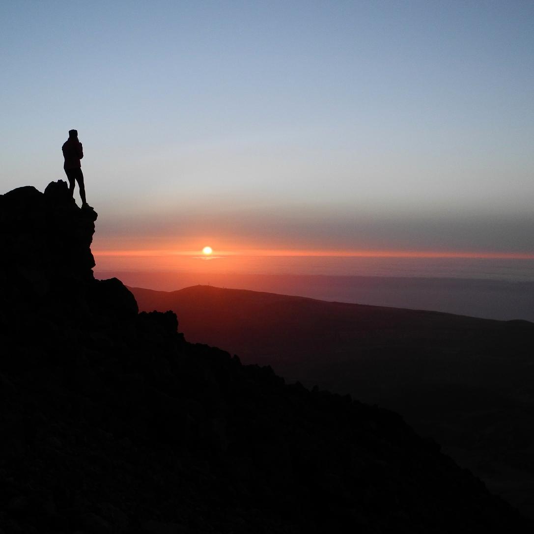 sixta_medina's tweet image. Cada amanecer en el Teide es especial... @telefericoteide @altusmark @pnteide @twitenerife @pis