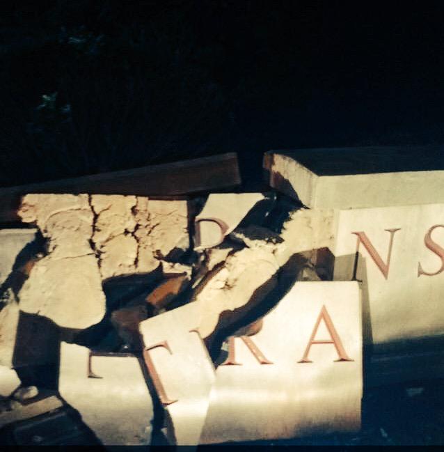 Shambler1780's tweet image. When Centre students visit Lexington: #cantspell #cantdrive #inshambles