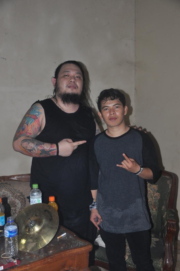 Mantab!! Thanks om <a href="/BakenNainggolan/">Baken Nainggolan</a>  udah berbagi cerita dan ilmu dengan kita  "<a href="/RAGNAROCK_Band/">RAGNAROCK</a> di Tabalong :D   "