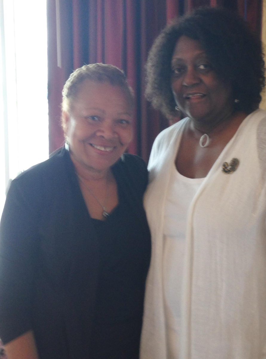 BirthingProject's tweet photo. Newest Conductor on Underground Railroad for New Life, Ms Naomi Cotton, founder, AR Com Health Workers Assoc! http://t.co/v6aMQfK4ef