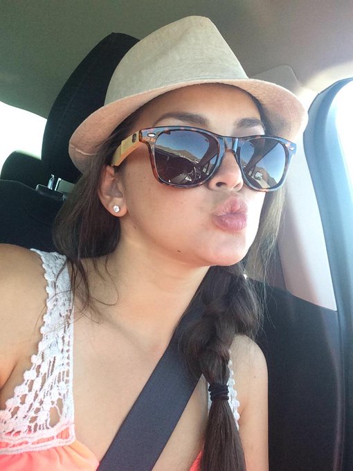 Kisses LA ..... Had an awesome couple days shooting ... Now it's time to get home #vegasbaby http://t<a href="/tag/vegasbaby"class="tags"><span>#vegasbaby</span></a>