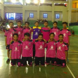 Abis beres main nih,  naklukin nirul fikri dan at bogor.. #handballkejurbar #upikotabandung