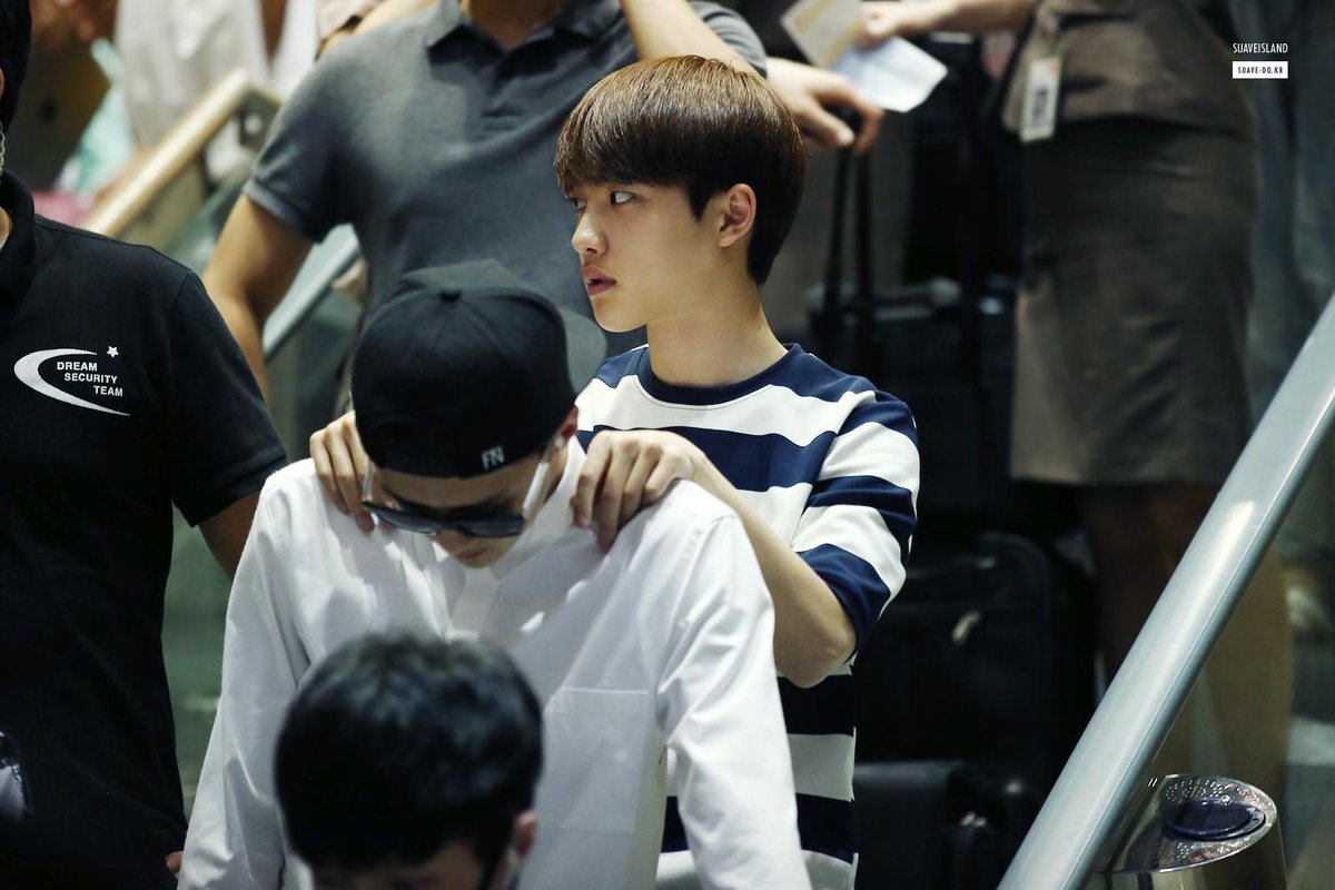 astrongbreeze's tweet photo. sesoo say 'love me right' and leave some prompts ^^ ~~ http://t.co/o9sU6pUQY7
please help rt @KTstyleFest ❥❥❥ thanks! http://t.co/nPwVL5fFaC