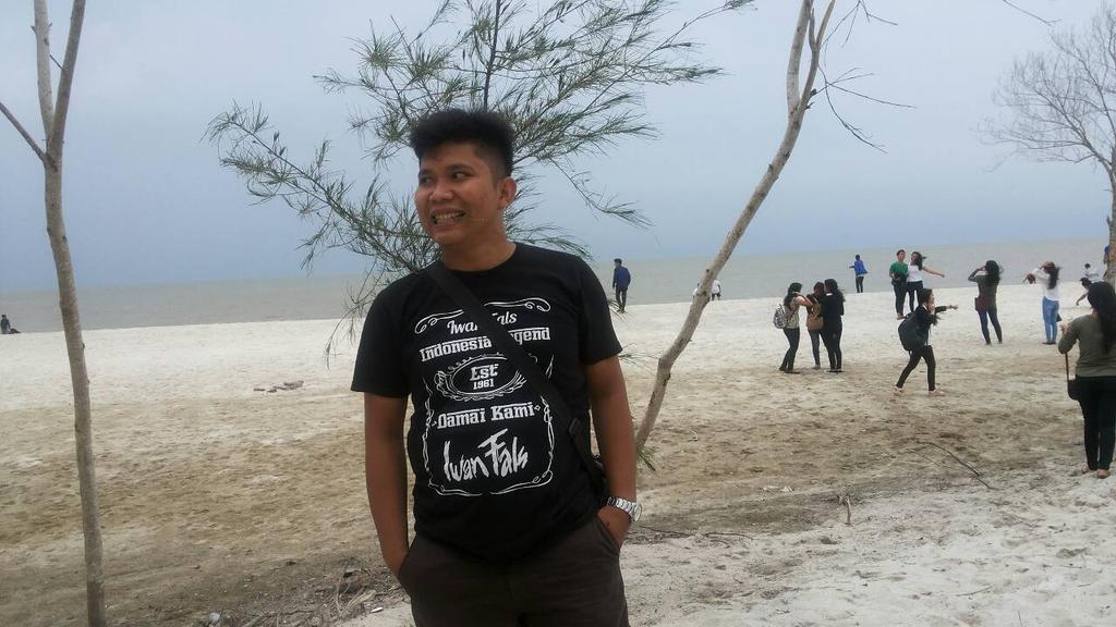 Iwan fals day