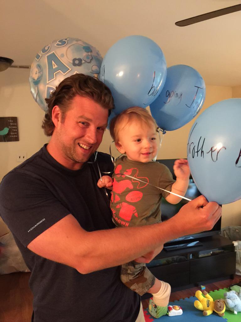 groarkboysbbq's tweet photo. Aidric is going to have a little brother!!!!! #doubletrouble #bestfriends #nametime #AnotherGroarkBoy http://t.co/sL6oQ7m7hC
