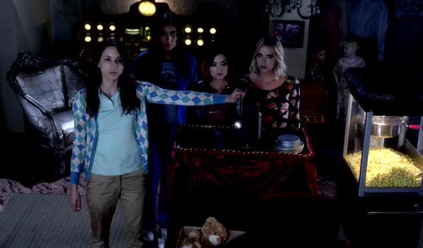 twittheus's tweet image. spencer afrontando charlie, rainha é rainha #WelcomeBackPLL