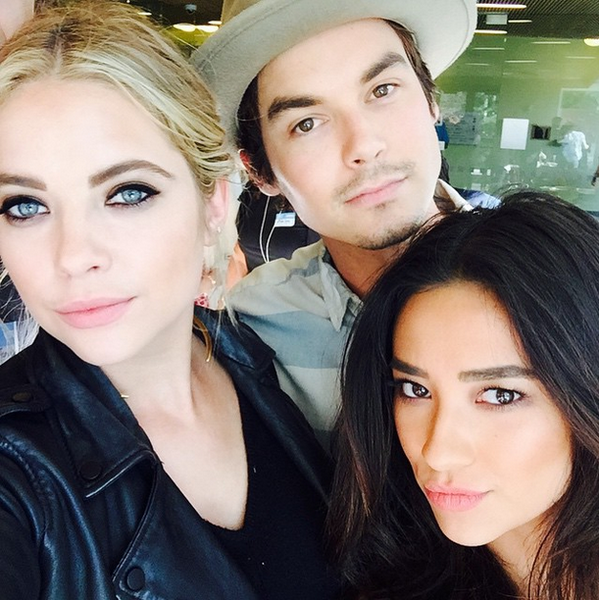 byemers's tweet image. QUEM DEU O DIREITO DE VOCÊS FAZEREM ISSO? #WelcomeBackPLL