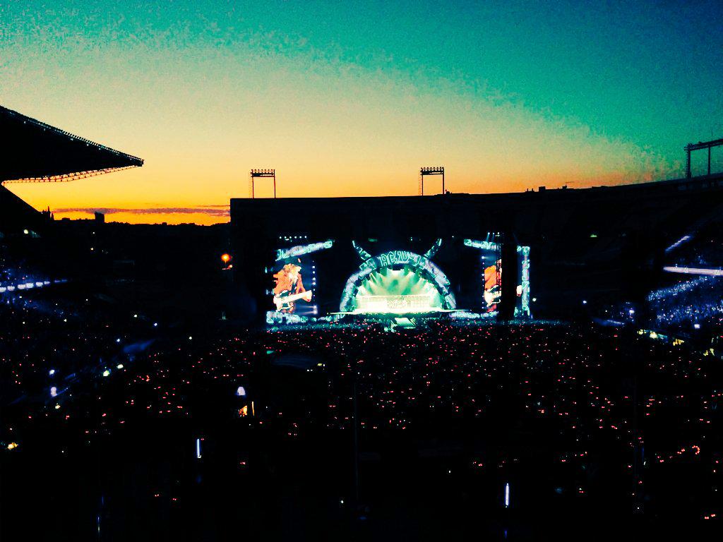 Dyako42's tweet photo. #ACDC Madrid. Acaba mas fuerte todavía!! http://t.co/Gw0O2wXpvA