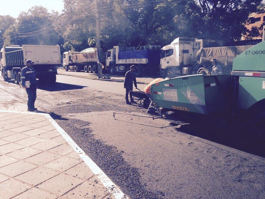 GralSantos:Des Pluvial+Convenio c/Essap p agua y cloaca=Solucion integral contra hundimientos y baches@AsuncionMuni