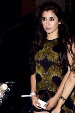 New account, not new to rp/fl. If you could please RT, I'd really appreciate it. 💯