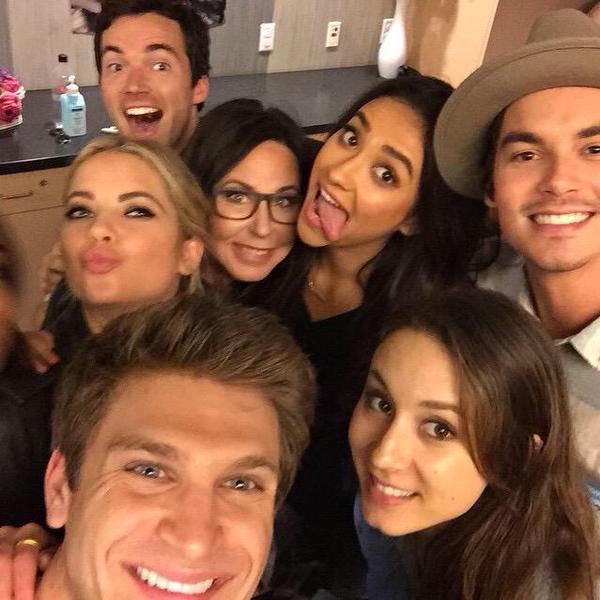 falS2fb's tweet image. Shay sempre a melhor😍❤😍❤😍
#WelcomeBackPLL