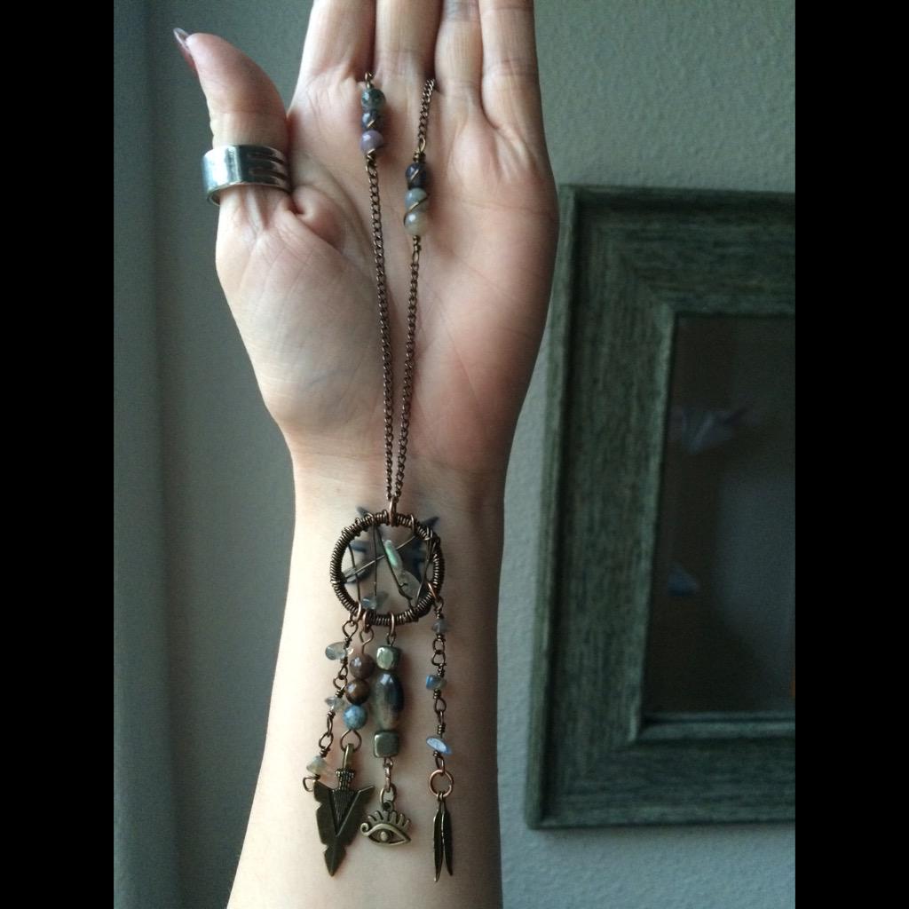 sirendesigns's tweet photo. Almost finished. #WIP #sneakpeek #jewelry #sirendesigns #labradorite #gemstones #brass #dreamcatcher #necklace http://t.co/zRwRZ5QWz8