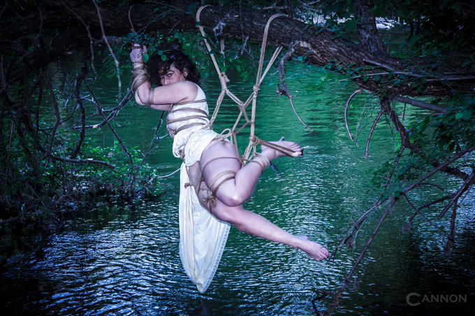 Take one Killjoy, and an entire set of new M0cojute. Dunk in river until both smell like wet dog. Hang