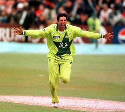 Happy Birthday to Sultan of Swing Wasim Akram greatest bowler in history of Cricket  