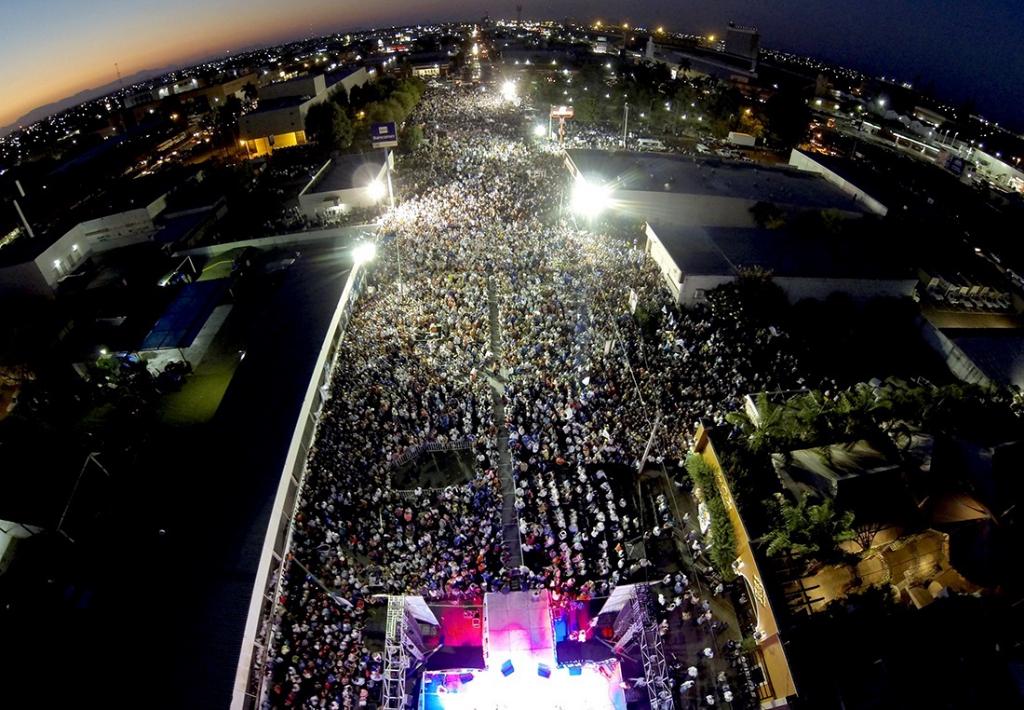 Ni con el uso de la fuerza pública el PRI pudo evitar que Cajeme se entregara al próximo Gobernador <a href="/JavierGandaraM/">Javier Gándara</a>