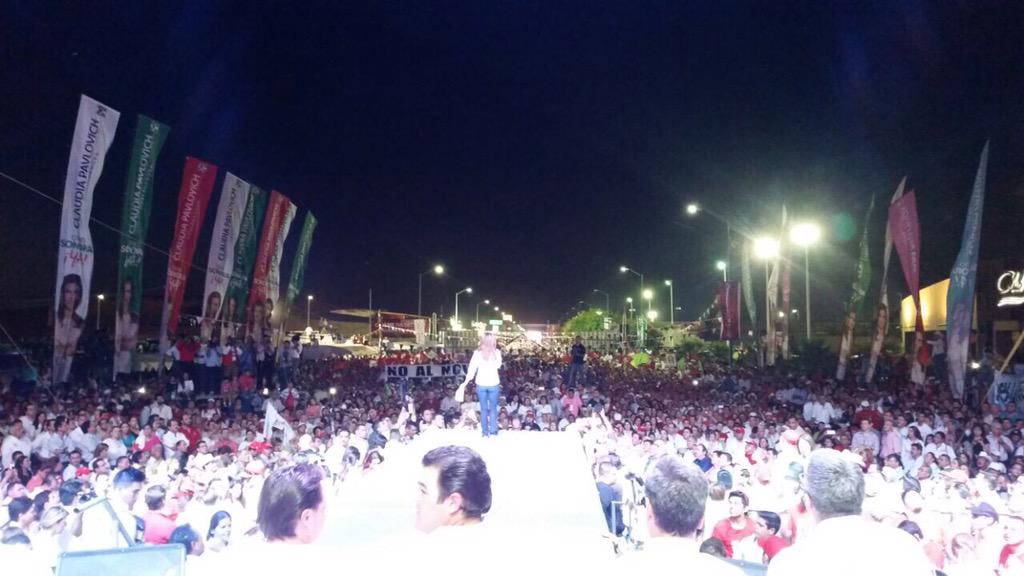 kikidiazbrown's tweet photo. Gran Cierre de campaña en CAJEME, nosotros ya decidimos @claudiapavlovic GOBERNADORA @FaustinoFelix PRESIDENTE http://t.co/YSI0XDIzAP