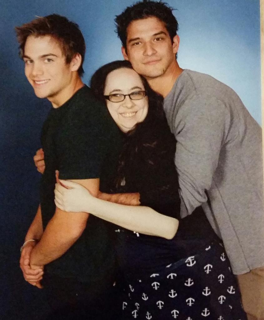 btvsvixen's tweet photo. The amazing @tylergposey once again with the always awesome @DSprayberry. Can I go back to #DOTWNJ? http://t.co/9LVJL6J339