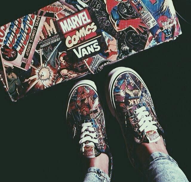 UrbanStyleES's tweet photo. Marvel cómics Vans. http://t.co/FUWhlNpWMl