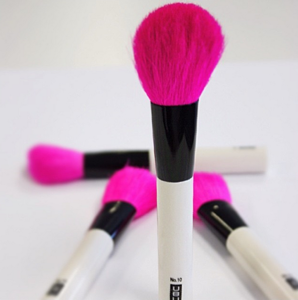 UBUAUSTRALIA's tweet image. #UBUAUSTRALIA Powder Brushes #funandfearless