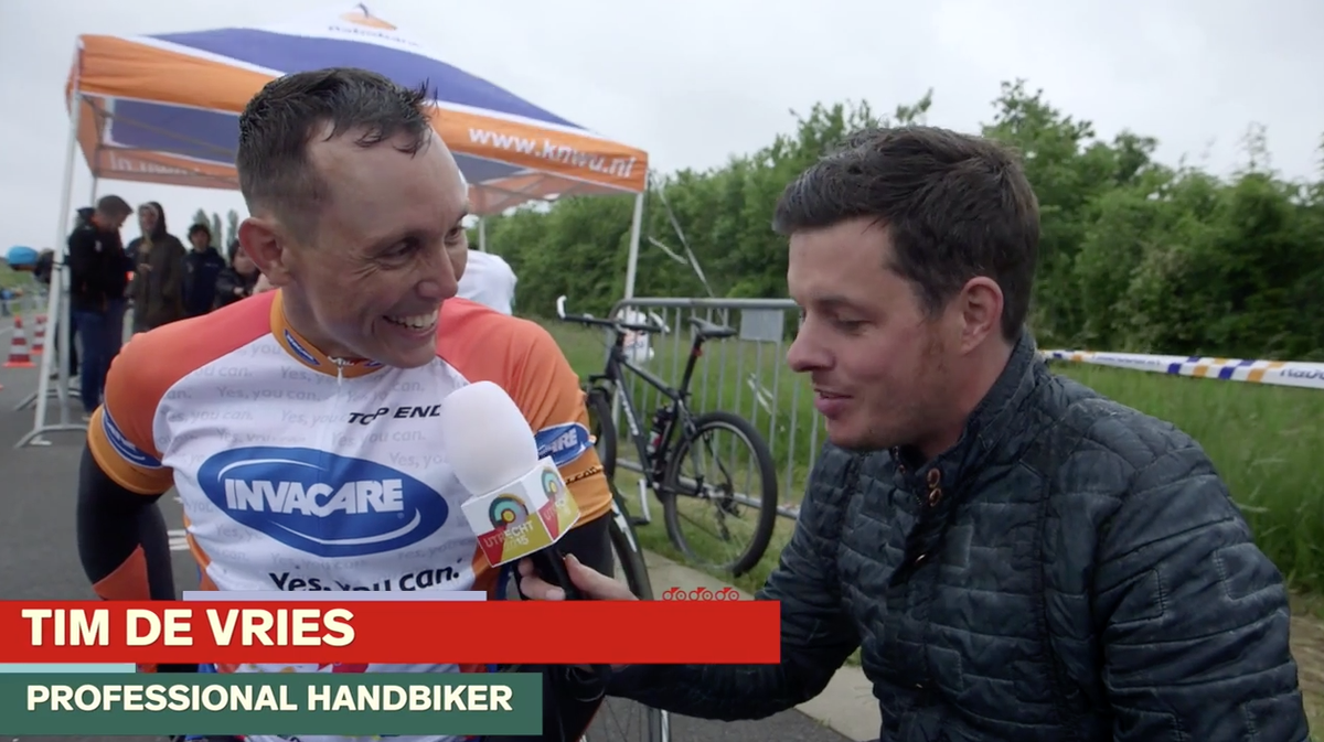 Interview <a href="/handbiketimothy/">Tim de Vries</a> by Dutch TV personality <a href="/FilemonW/">Filemon Wesselink</a> <a href="/paracycling030/">Para-cyling Weekend</a> (NL) #TDFUtrecht youtube.com/watch?v=sg0Af-…