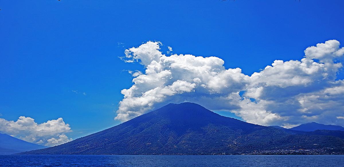 RoadyMag's tweet photo. New budget #travel guide for the magnificent #Guatemala: http://t.co/ofJA61vAlg
#backpacking101 #adventure http://t.co/XMxjTmDKPC