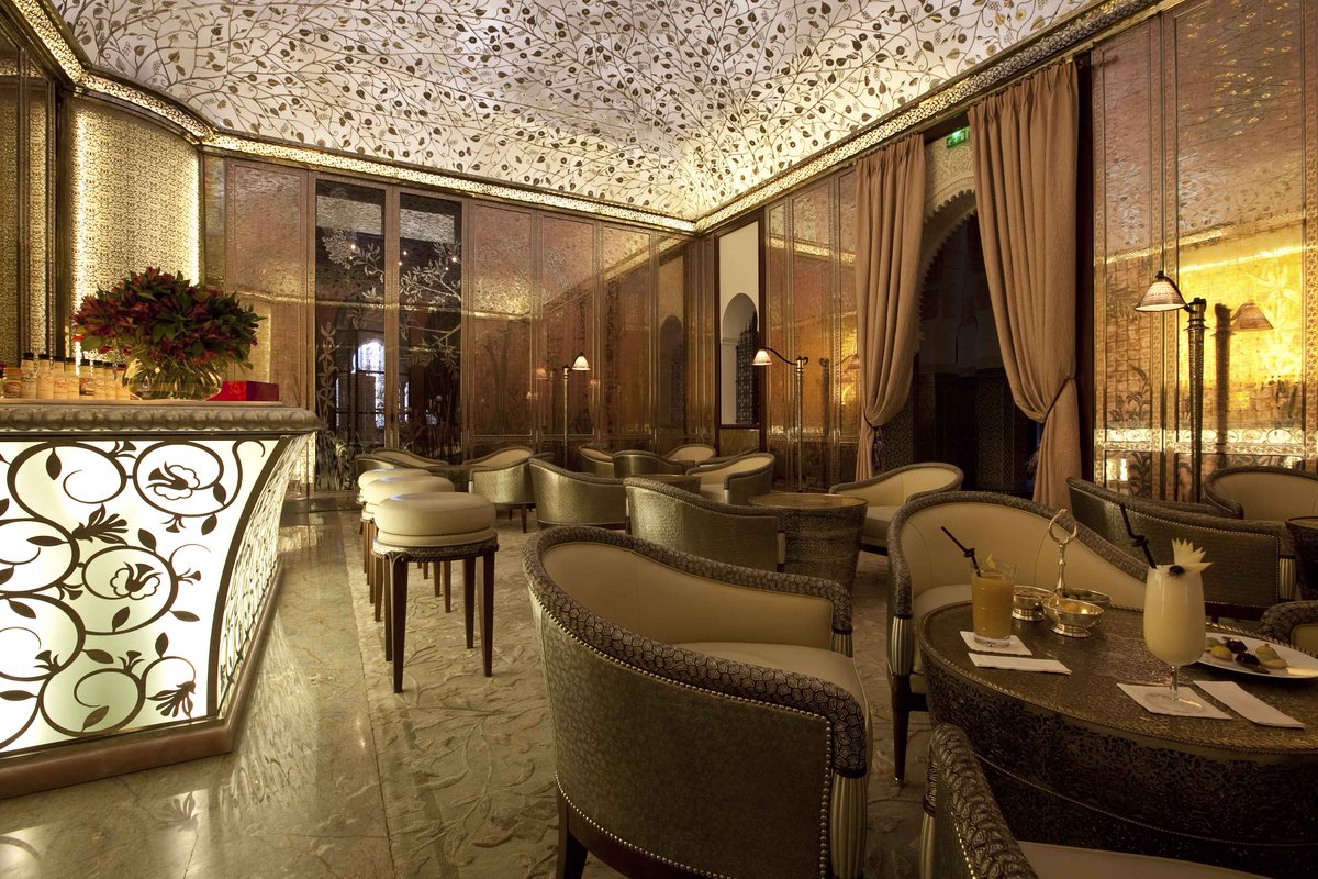 Our bar and lounges are all open to non-residents. We look forward to welcoming you over the weekend! #Marrakech