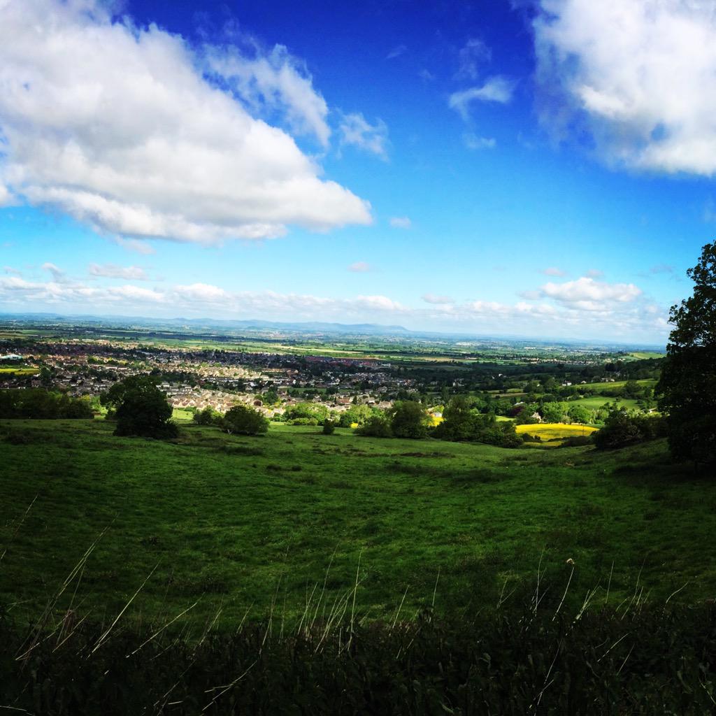 beacoolbean's tweet photo. Admiring the #cheltenham scenery before we hit @lovefinefood show. #businessopportunities #beanbag #siteseeing http://t.co/Il4o9eR88i