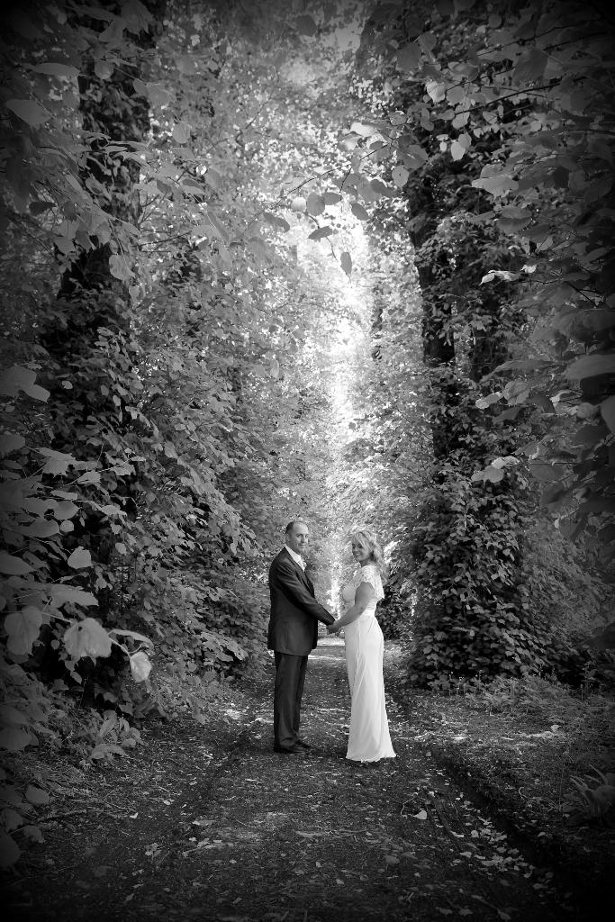 lucky to have to photographed their wedding @PentillieWed #plymouthweddingphotographer #cornwallweddingphotographer