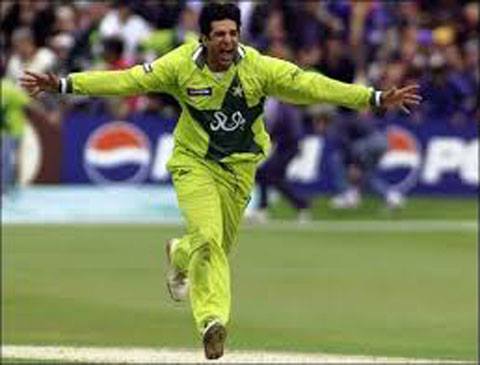 Happy Birthday Sir Wasim Akram   