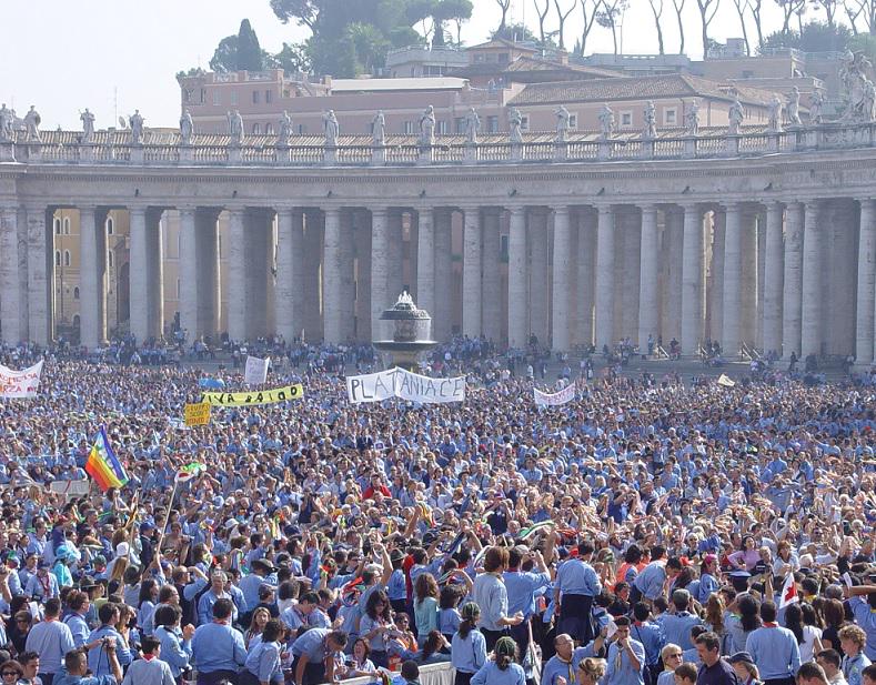 agesci's tweet photo. 80.000 scout AGESCI in Piazza San Pietro...10 giorni e sarà #agescidalpapa http://t.co/iuMUYiw8Nx http://t.co/EwkTC58wk4