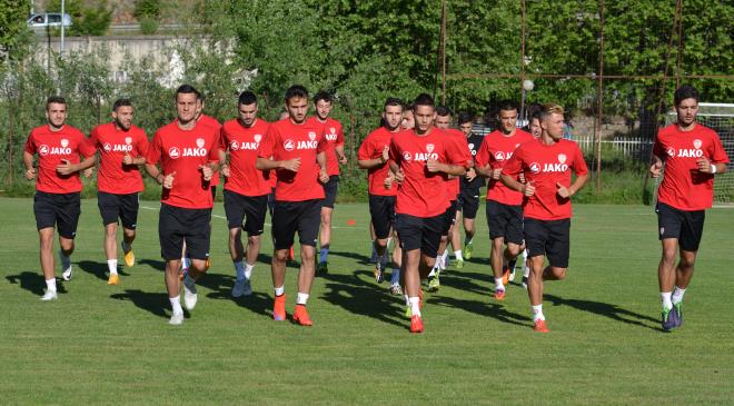 Players work on conditioning at Wednesday's training; photo: ohridnews.com Players work on conditioning at Wednesday's training; photo: ohridnews.com