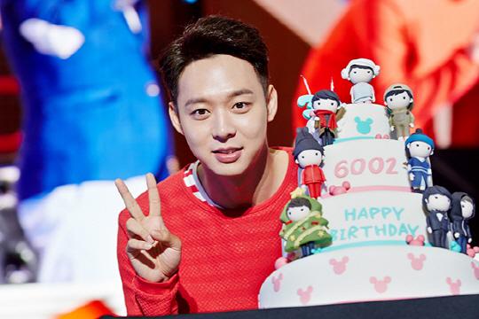 Happy birthday Park Yoochun!      