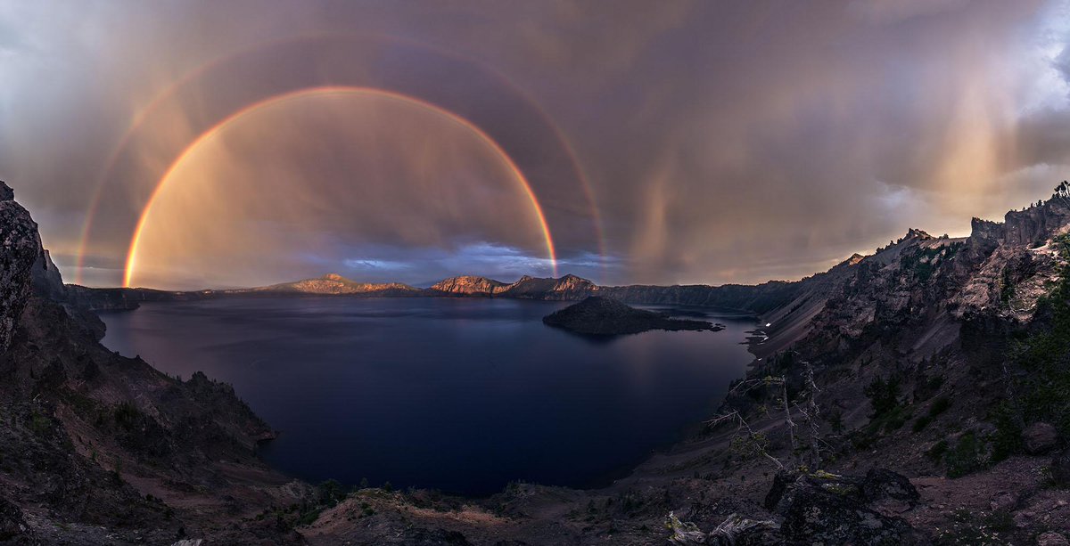 Just WOW!
Double rainbow <a href="/CraterLakeNPS/">Crater Lake</a> by Jasman Mander #Oregon #getoutdoors