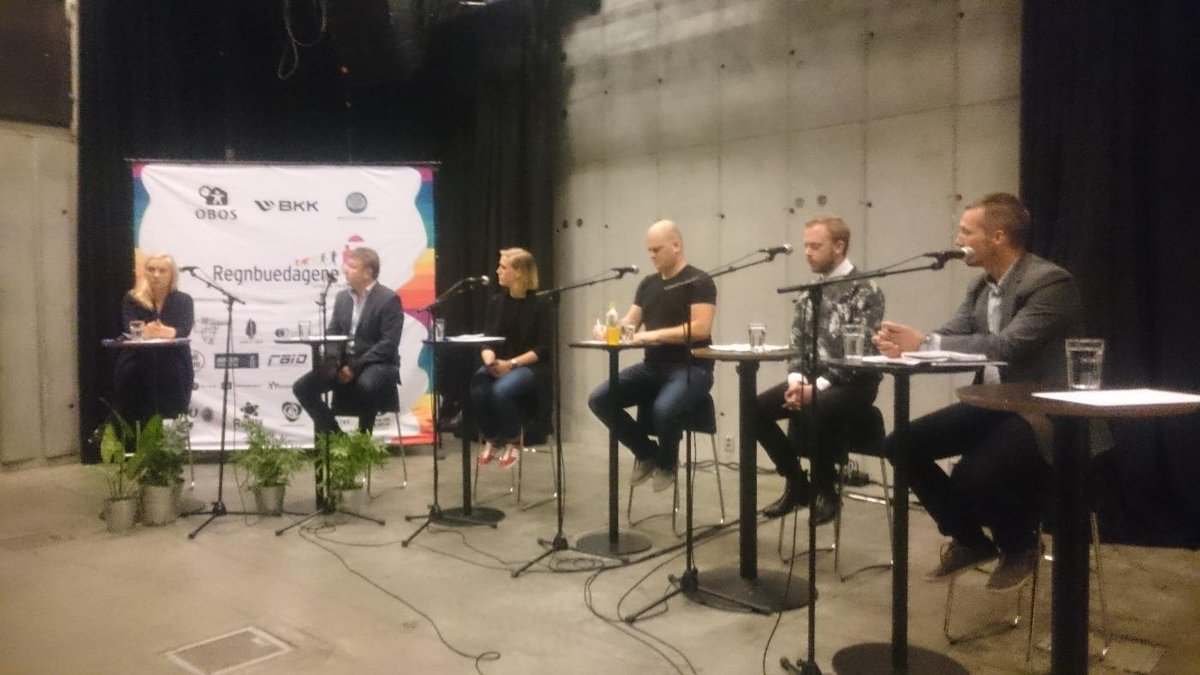 JoakimAadland's tweet photo. Kirkedebatten på @Kvarteret er i gang. Del dine meninger gjennom #RBdebatt! http://t.co/CfoIGZt2bX