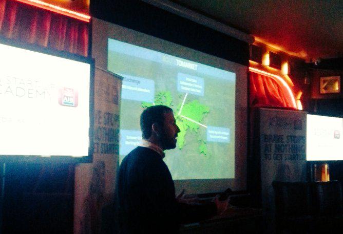 Voxtake's tweet image. From TiNY books to massive CVs !  @tapstak #backedbAIB