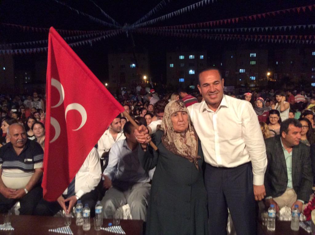 HuseyinSozlu's tweet photo. 7'den 70'e herkes alanda. Ceyhan kararını vermiş, Bizimle Yürüyor http://t.co/RQHqjGFL9D