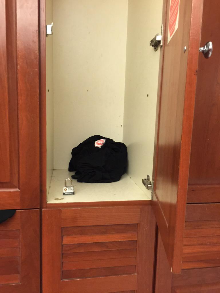 luke_brooks's tweet photo. Found this locker like this... 
"Oh as long as there's a lock it should be fine" http://t.co/Lnbi3jW0Hk