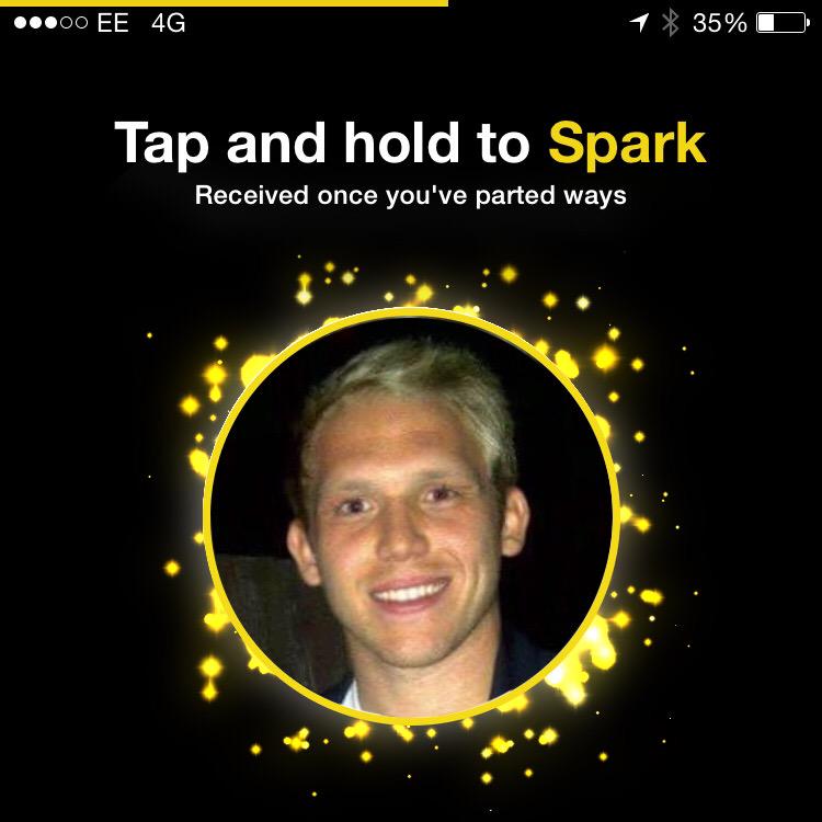BinkyFelstead's tweet image. Loving the Sparkin’ tonight…Why not when you’re single?! #SparkApp