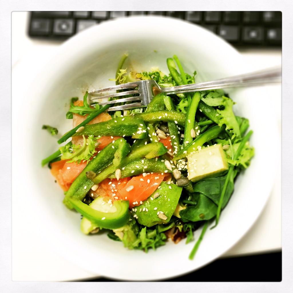 ModestMunching's tweet photo. #gettheglowchallenge inspired by @madeleine_shaw_ 's book! Green salad with seeds and honey dressing http://t.co/ARvJ6WuzTT