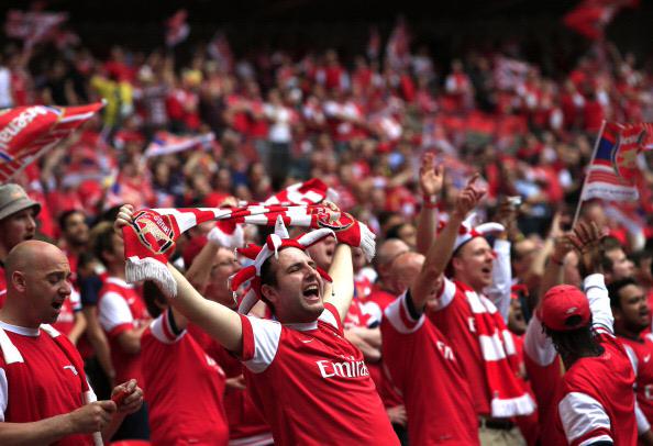 FootbalIhub's tweet photo. Which London club has a more passionate fan base?

RT for West Ham
FAV for Arsenal http://t.co/oNs1bQzPvS