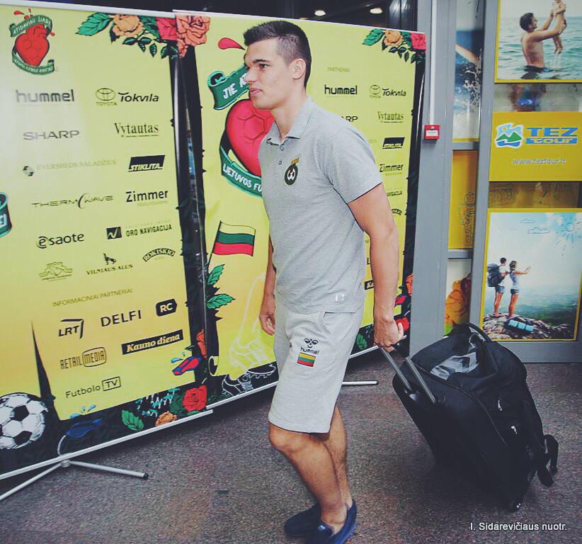 SStankevicius's tweet photo. Just arrived in Hungary, Budapest. Looking forward for a friendly game on friday! http://t.co/a5er5MSRgc