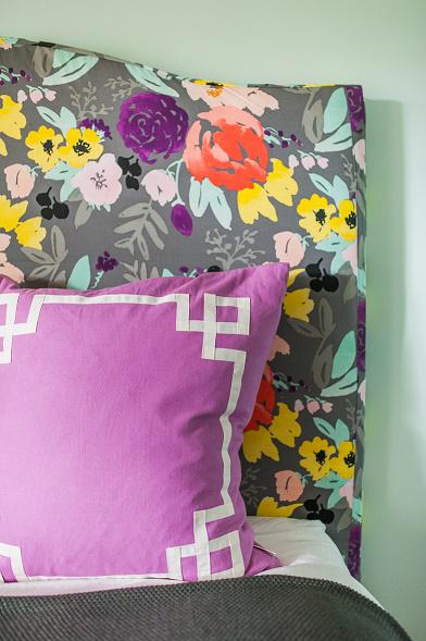 Gray_Magazine's tweet image. Join us and @CWDTextiles June 9! #GRAYConversations #travelissue @TufenkianCarpet #pdx #RSVP ow.ly/NQ7NI