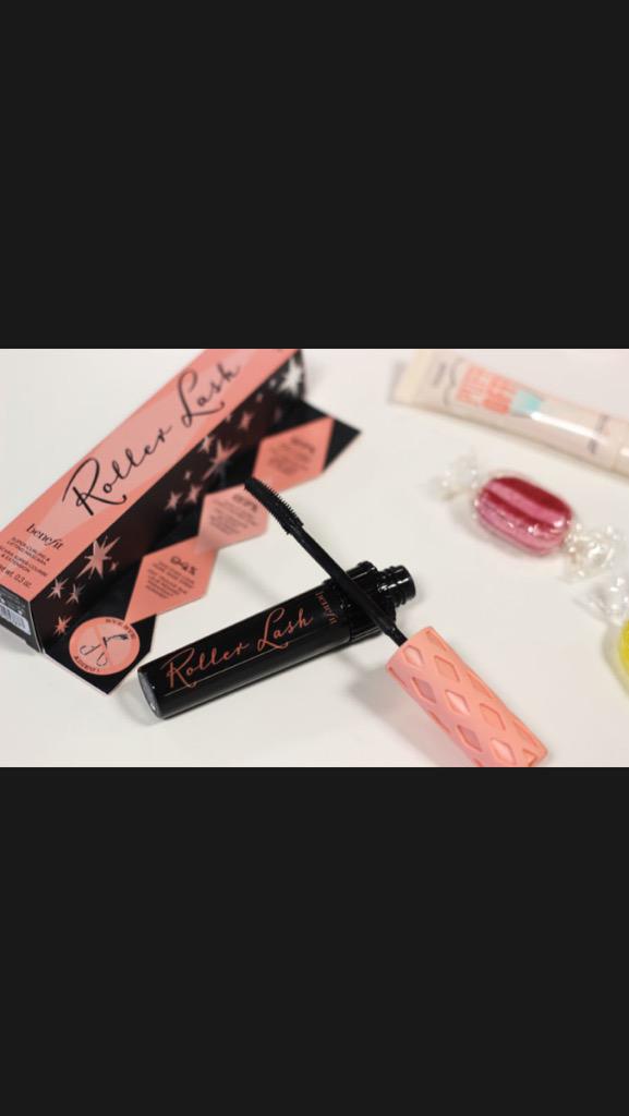 Emilypatton11's tweet photo. The next things I need in my life 😍. #needsagirlfriend #mua #benefit #UrbanDecay http://t.co/5hmVke2KS3
