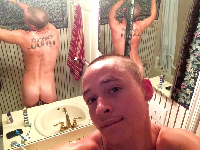 Watch me & 19yo #tattoo boy Tristan #BBBH Flip Fuck LIVE NOW http://t.co/FP1YlQo2Ks @cam4_gay http://t