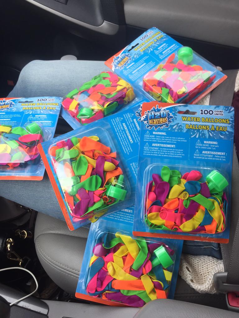 SBHS2015's tweet image. Don't leave right after the picnic cause we're going to need some help throwing these 😏😏