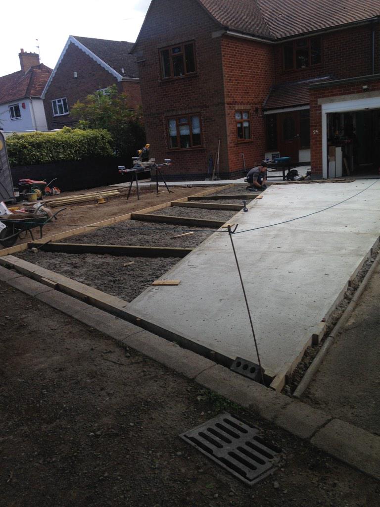 GQgardens's tweet photo. Part 2 framework in, 2nd concrete pour tomorrow afternoon! http://t.co/wjtEjk1dke